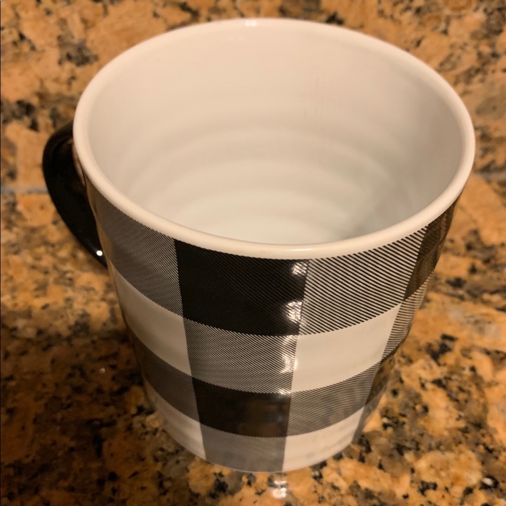 Plaid pattern coffee mug - Picture 2 of 3